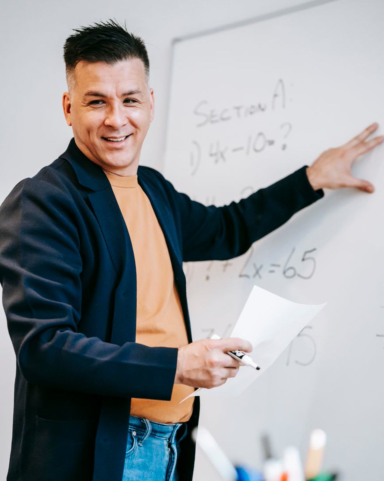 Mr Bakker — Supervising lecturer